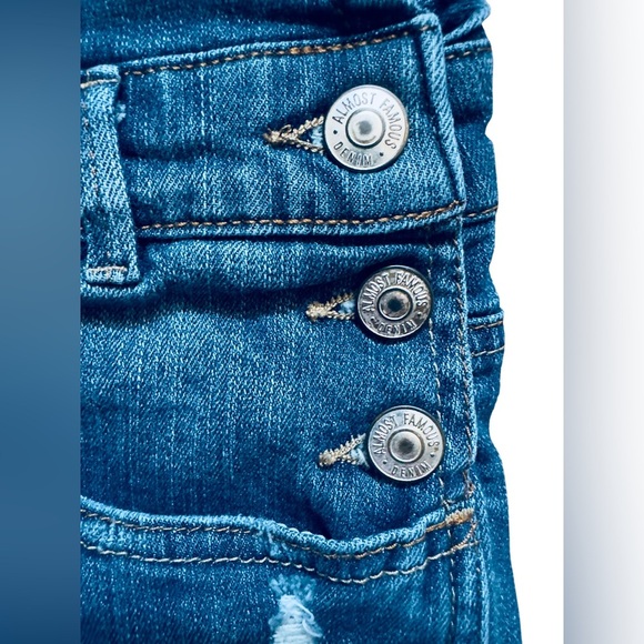 ALMOST FAMOUS DESTROYED DENIM OVERALLS - Picture 5 of 7